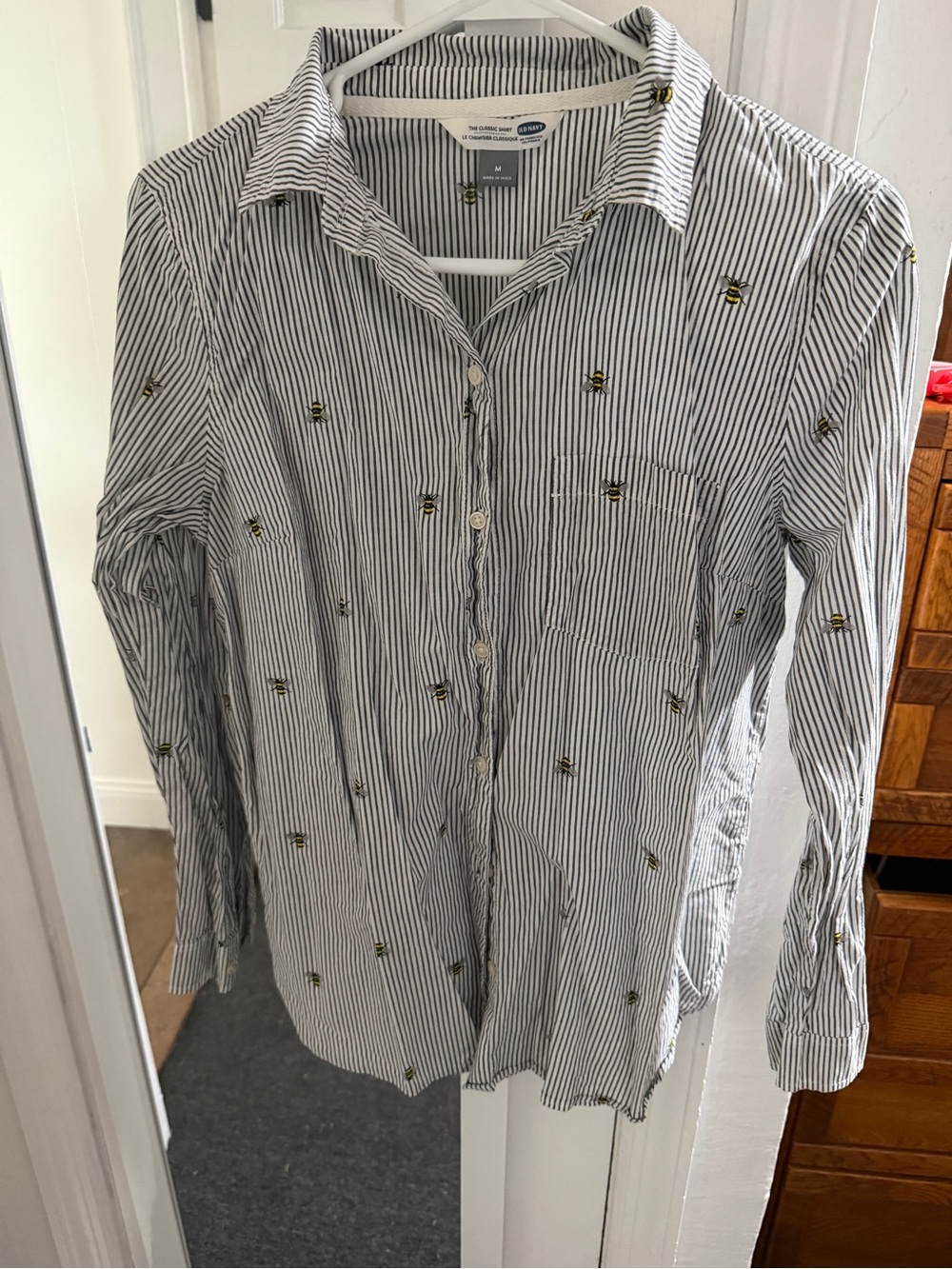 Old Navy Blue and White Striped Button-Up Shirt with Bee Embroidery